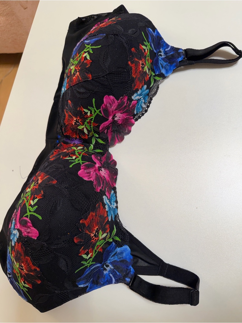 Wireless Floral Lace Bra in Black with Multicolor Flowers